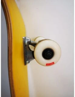 SKATEBOARD GLOBE JAUNE 9 SKATEBOARD GLOBE JAUNE -Snowboard Dynafit Shop skateboard globe jaune 3
